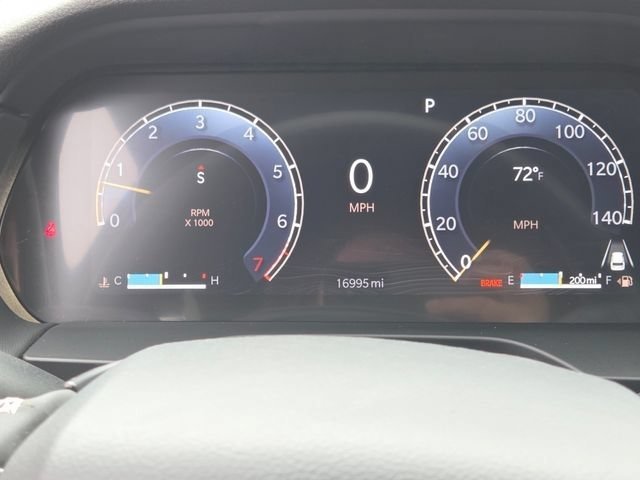 Used 2024 Silver Zynith Jeep Altitude X image 33
