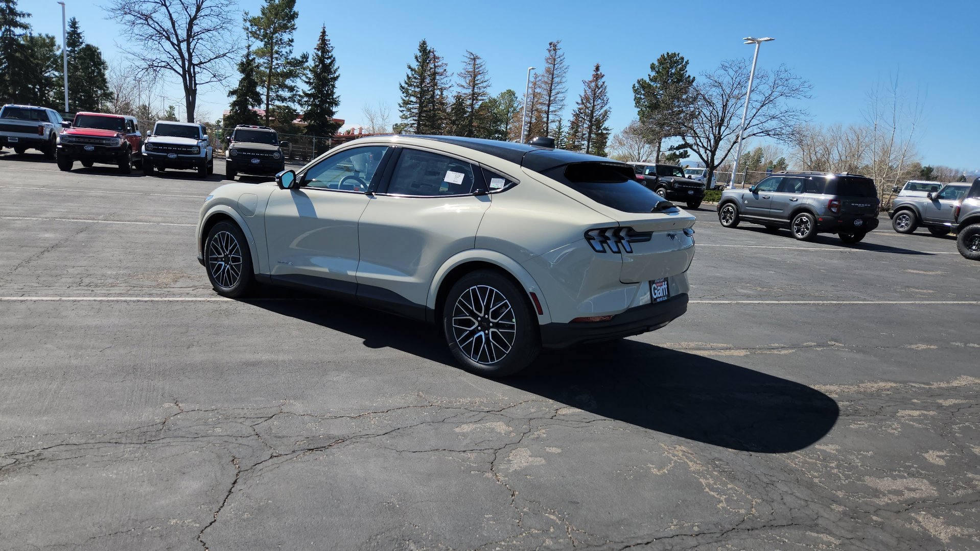 New 2026 Desert Sand Ford Premium image 9