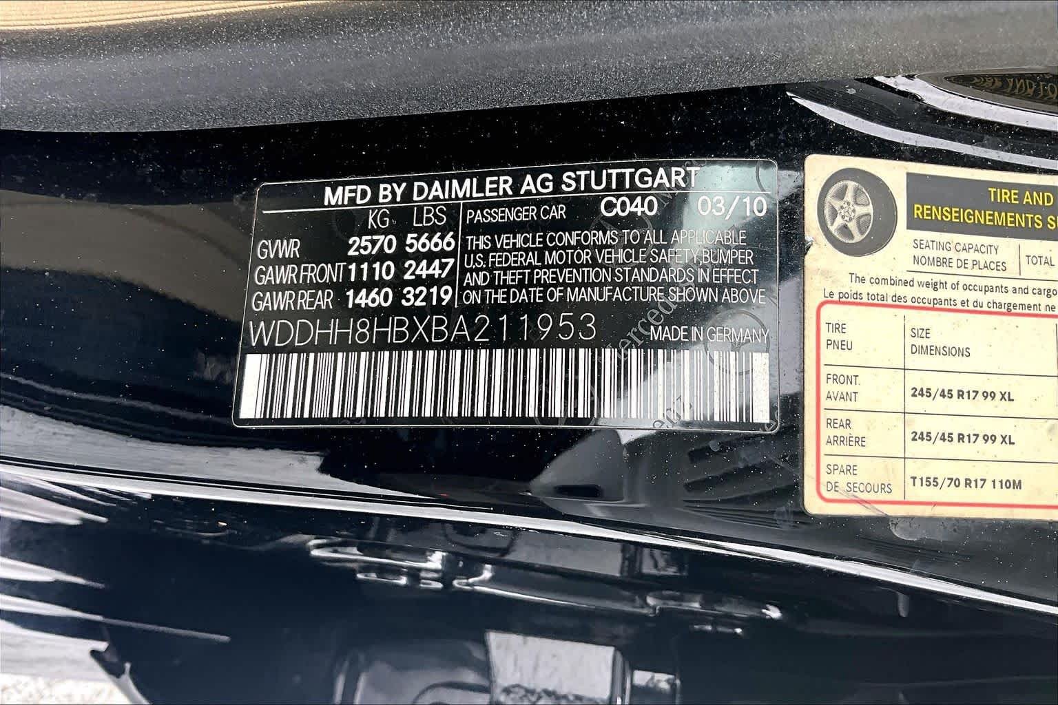 Used 2011 Obsidian Black Metallic Mercedes-Benz E 350 Luxury image 31