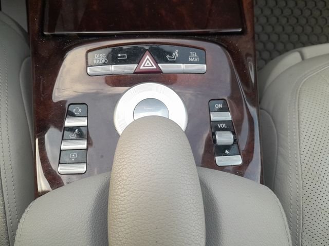 Used 2011 Palladium Silver Metallic Mercedes-Benz S 550 image 15