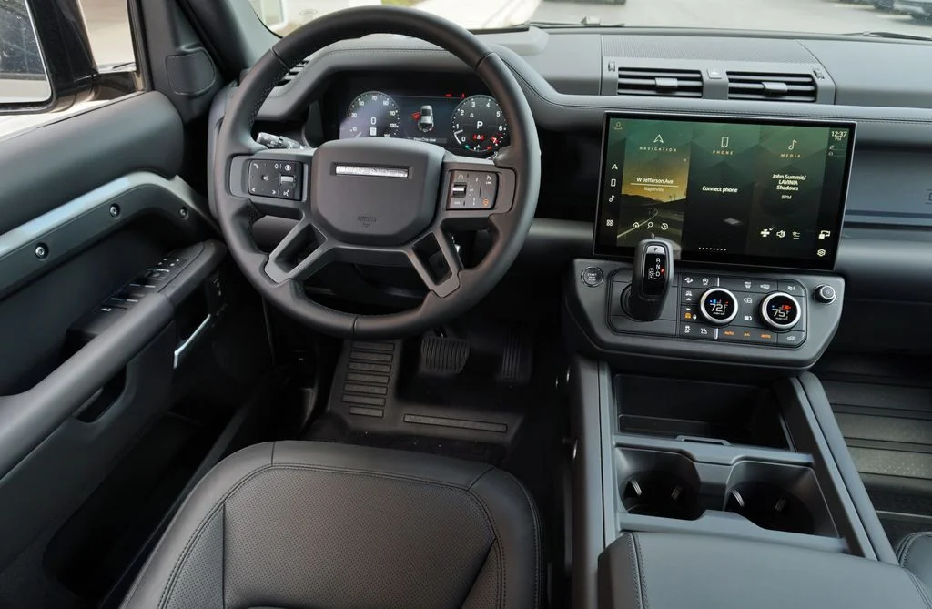 New 2026 Borasco Grey Land Rover X-Dynamic SE image 16