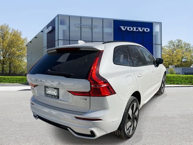 2025 Volvo XC60 Plus - Photo 5
