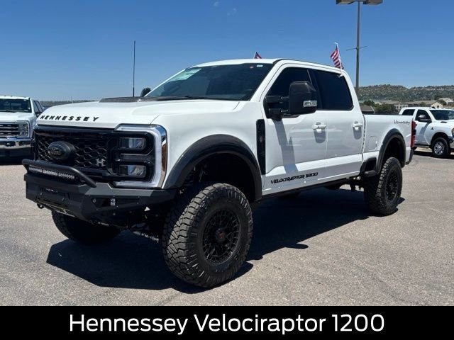 New 2026 Star White Metallic Tri-Coat Ford F-250® Lariat® image 1