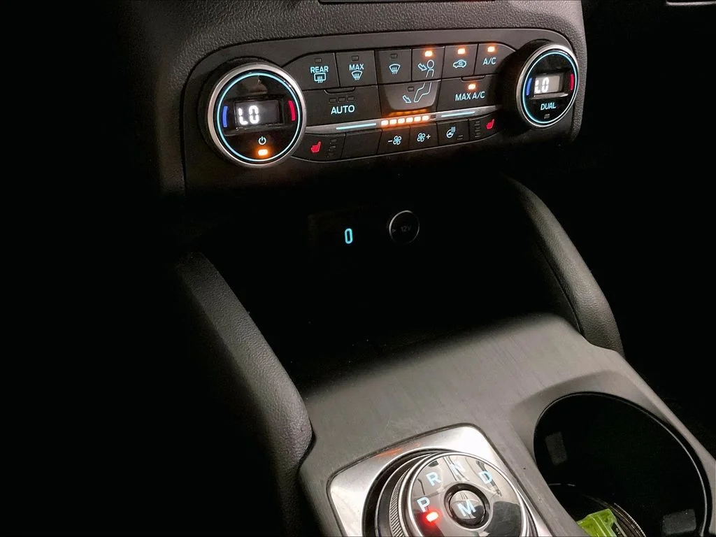 Used 2020 Blue Ford Titanium image 38