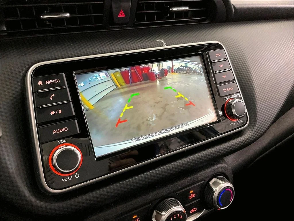 Used 2024 White Nissan S image 25