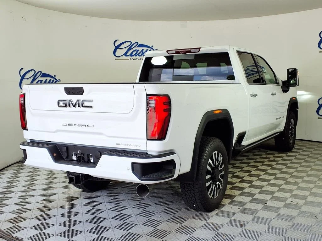 New 2026 Summit White GMC Denali Ultimate image 7