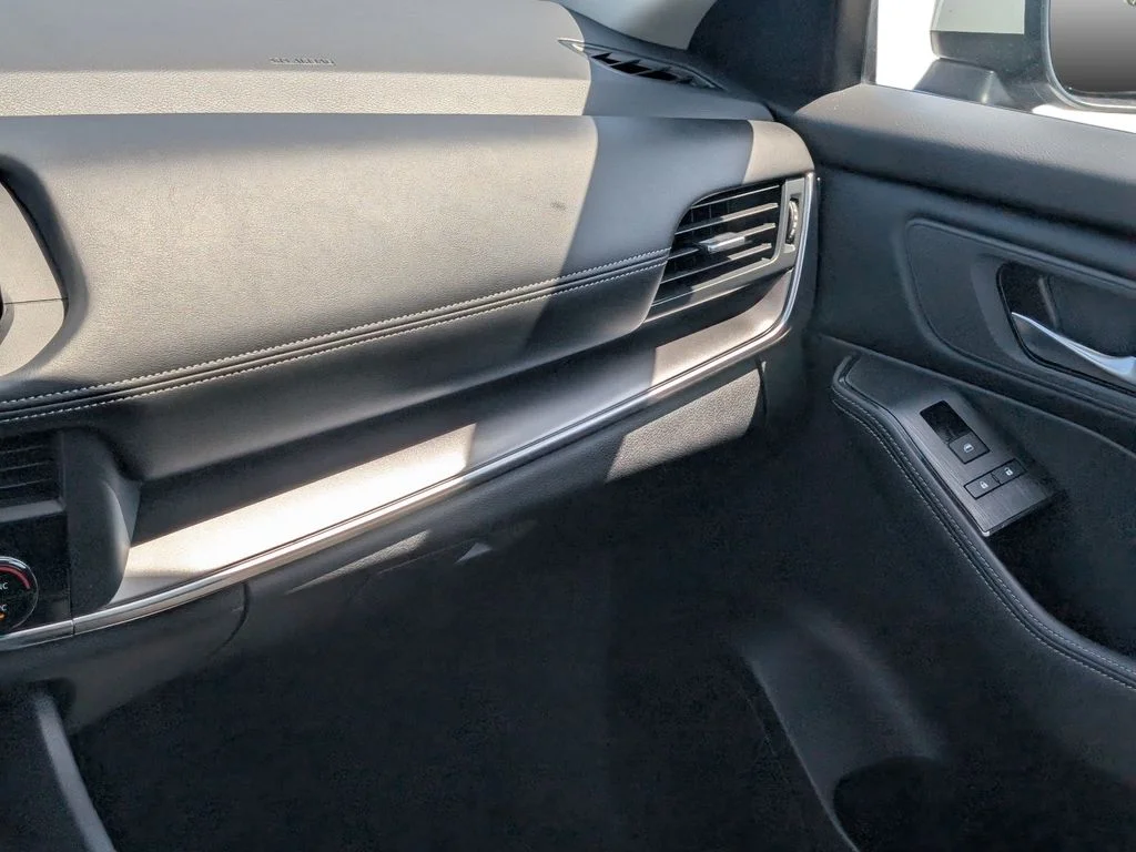Used 2026 White Nissan SV image 17