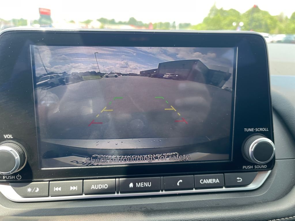 Used 2024 Gray Nissan SV image 22