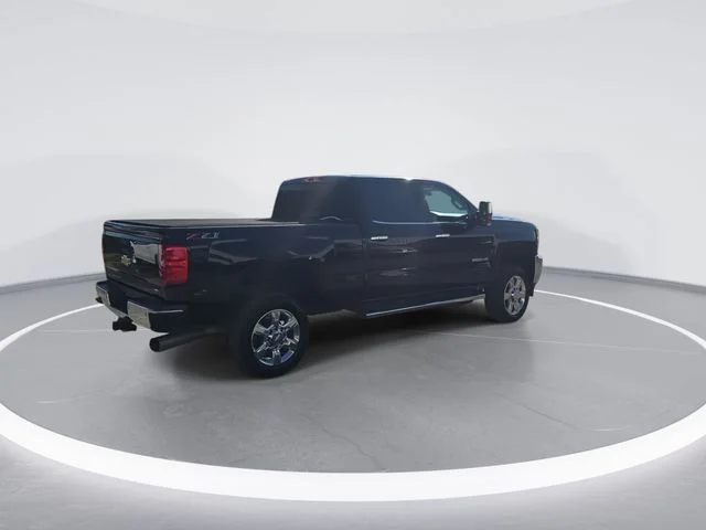 Used 2019 Black Chevrolet LTZ image 4