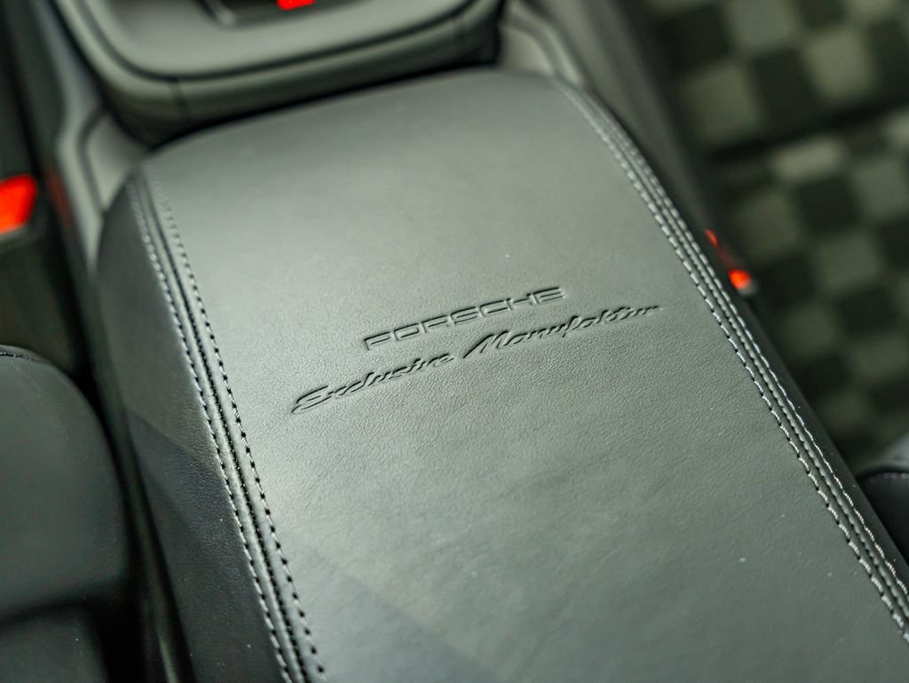 New 2026 Oak Green Metallic Neo Porsche Carrera 4S image 43