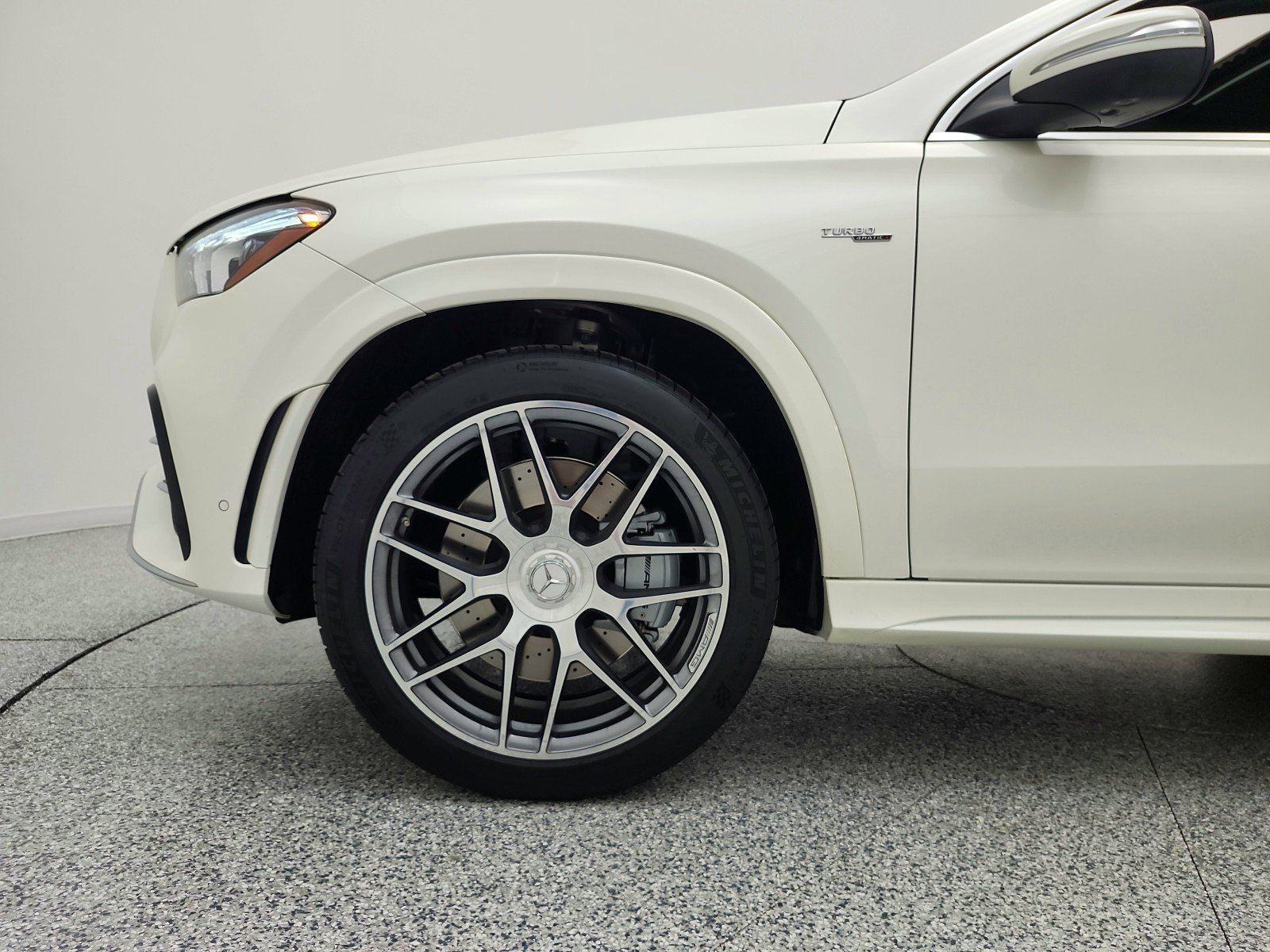 Certified Used 2023 MANUFAKTUR Diamond White Metallic Mercedes-Benz AMG® GLE 53 4MATIC Coupe image 18