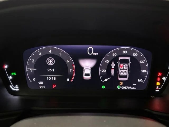Used 2025  Honda SE image 15