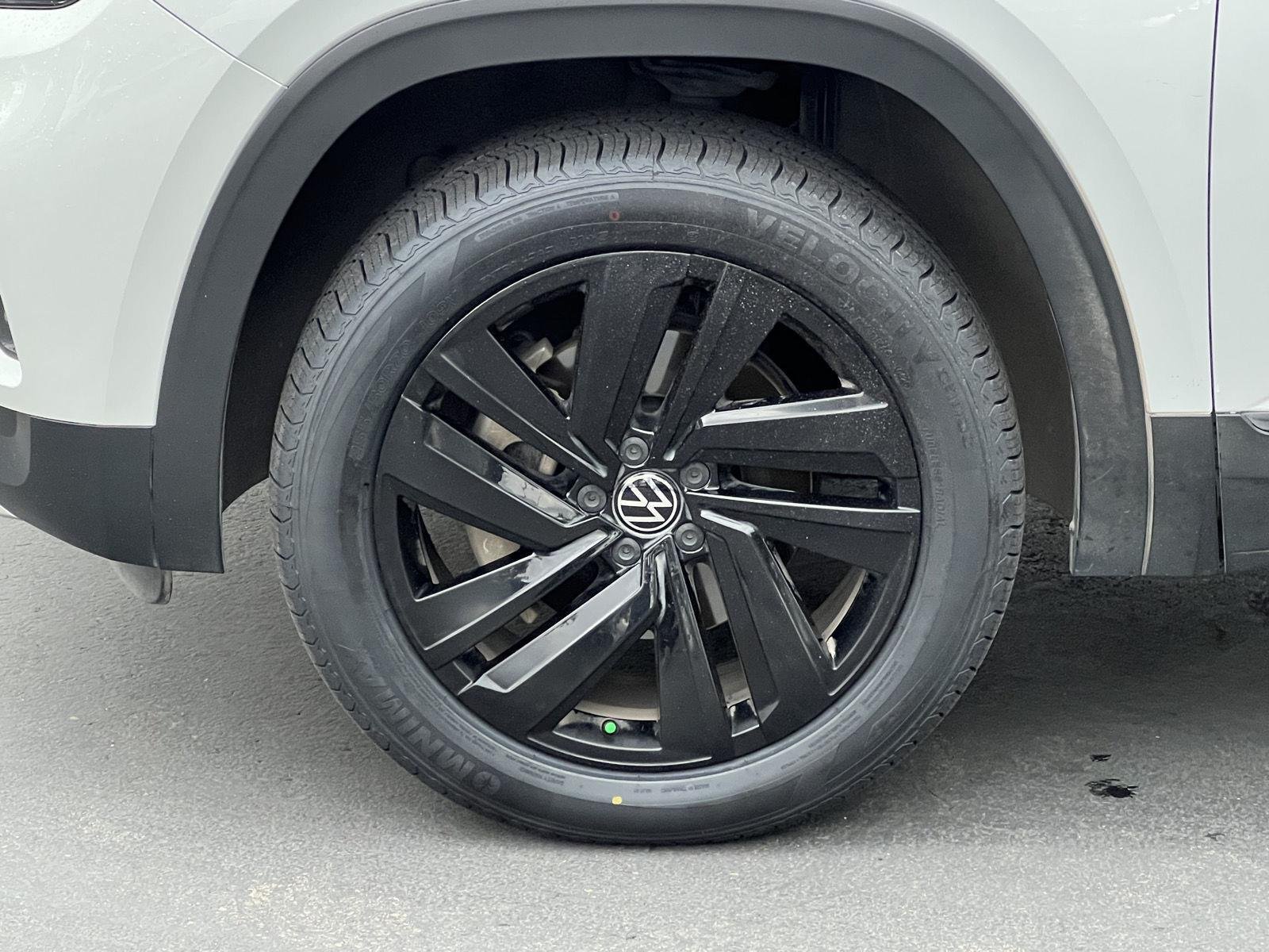 2022 Volkswagen Atlas Cross Sport SE w/Tech - Photo 20