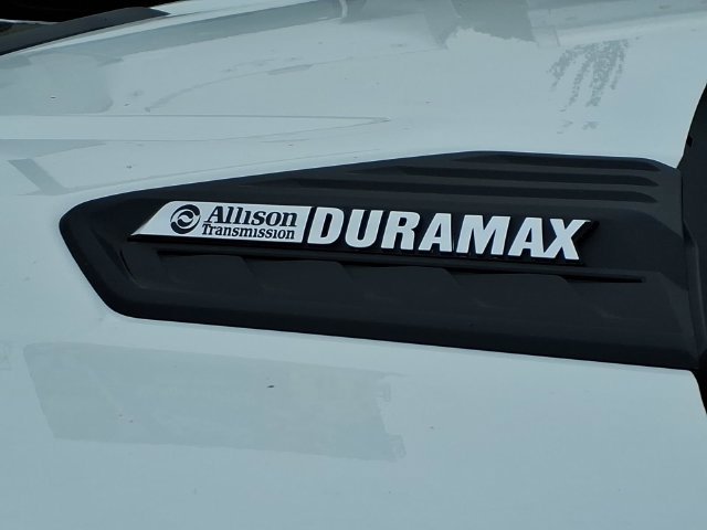 New 2026 Summit White Chevrolet Work Truck image 6