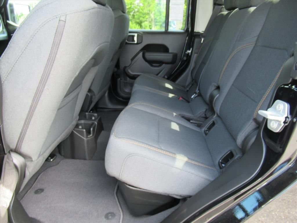 New 2026 Black Clearcoat Jeep Sport S image 30