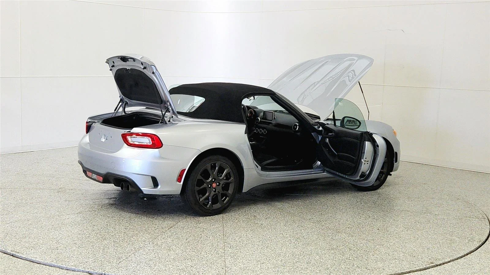 2020 FIAT 124 Spider Abarth - Photo 12
