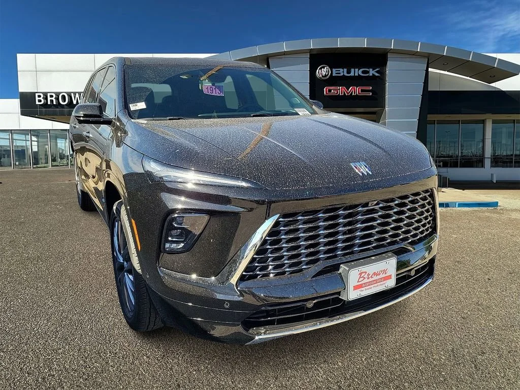 2026 Buick Enclave Avenir's photo