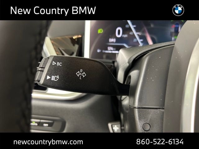 New 2026 Carbon Black Metallic BMW xDrive40i image 17