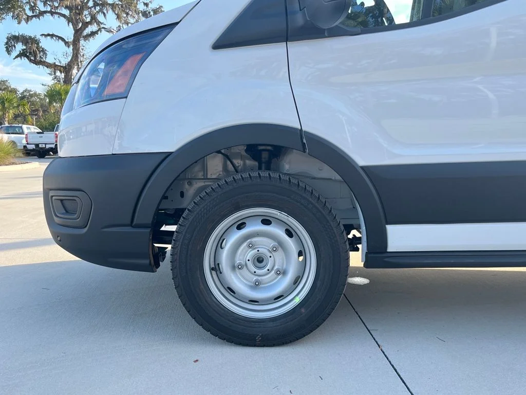 New 2026 White Ford Base image 7