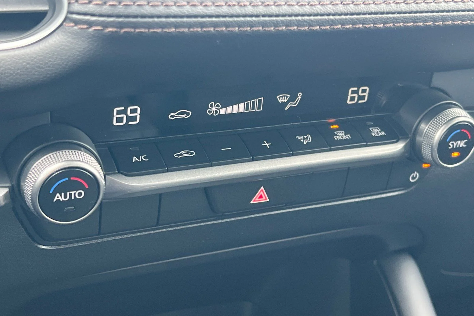 New 2026 Jet Black Mica Mazda 2.5 S Select Sport image 16