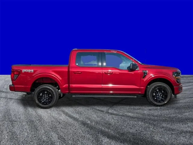 New 2026 Ruby Red Metallic Tinted Clearcoat Ford XLT image 3