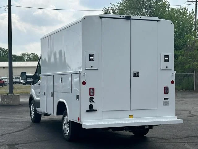 2024 Ford Transit Cutaway Base - Photo 9