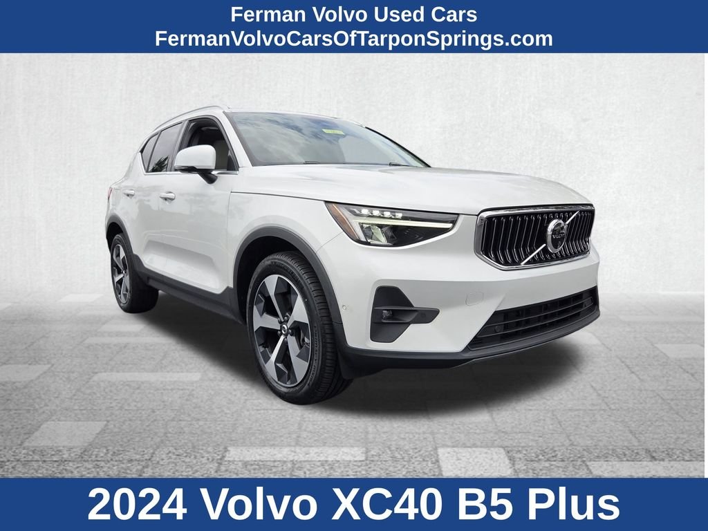 2024 Volvo XC40 B5 Plus Bright AWD's photo