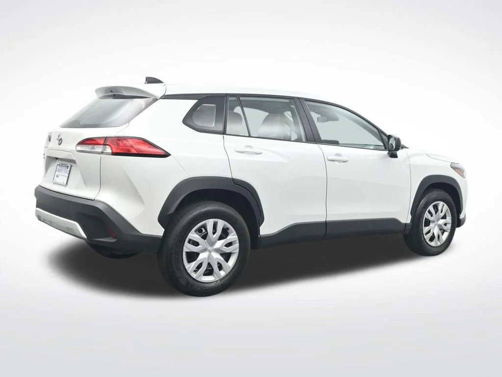 Used 2025 Beige Toyota L image 6