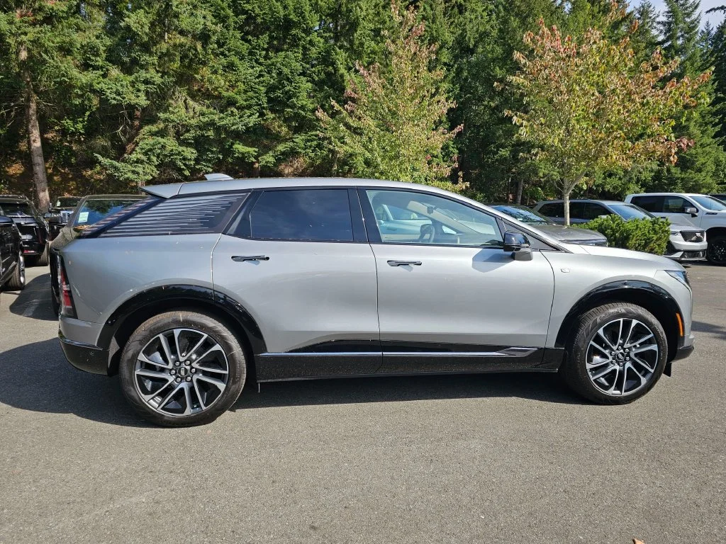 New 2027 Argent Silver Metallic Cadillac Sport image 6