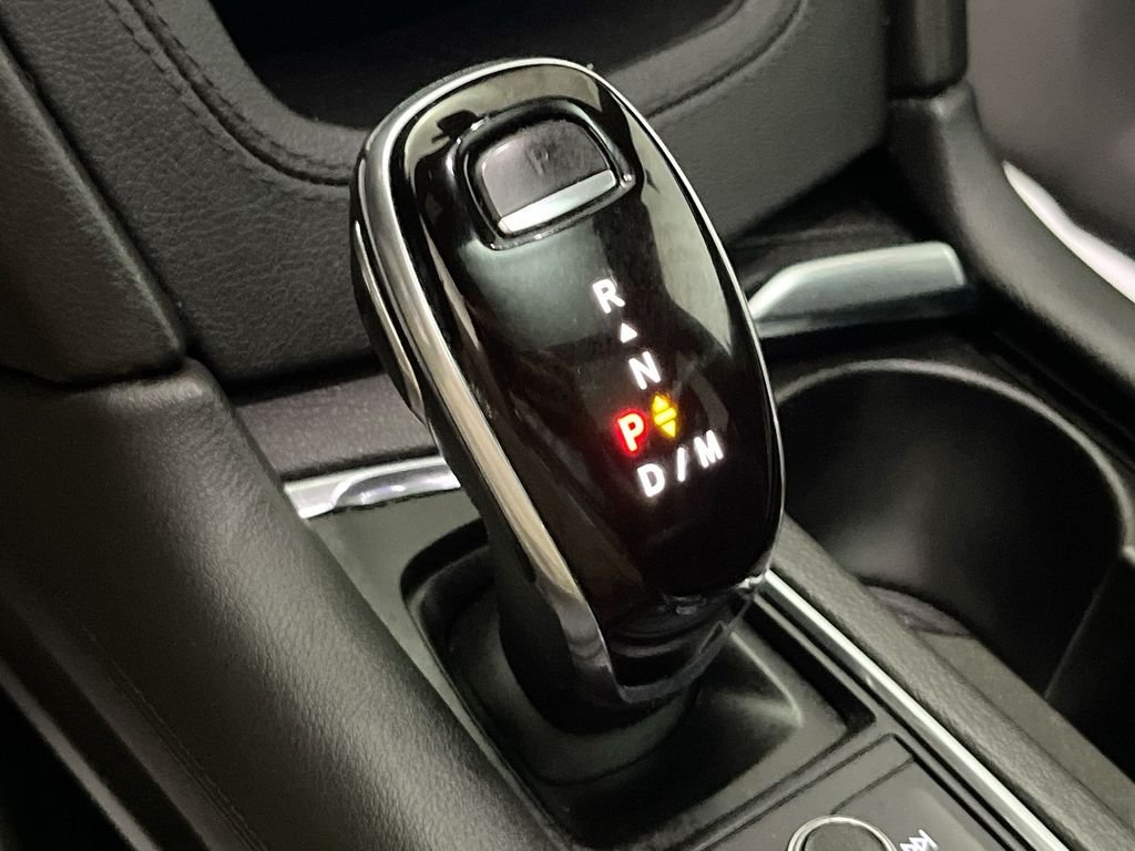 Used 2020 Silver Cadillac Sport image 24