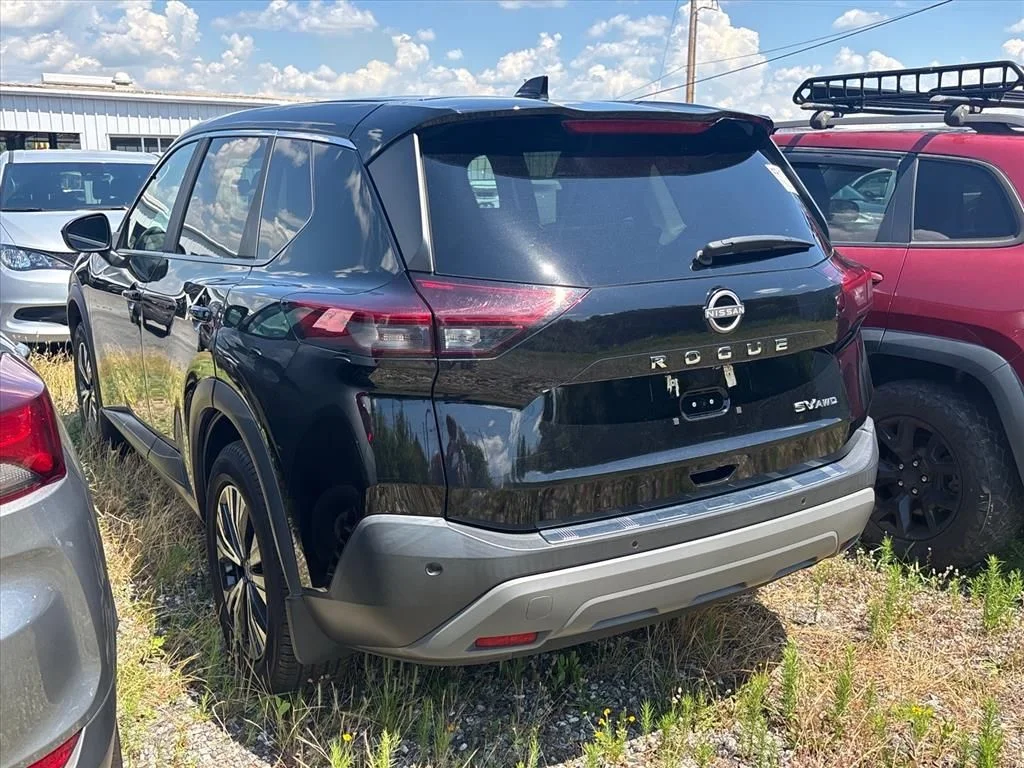 Used 2022 Black Nissan SV image 12