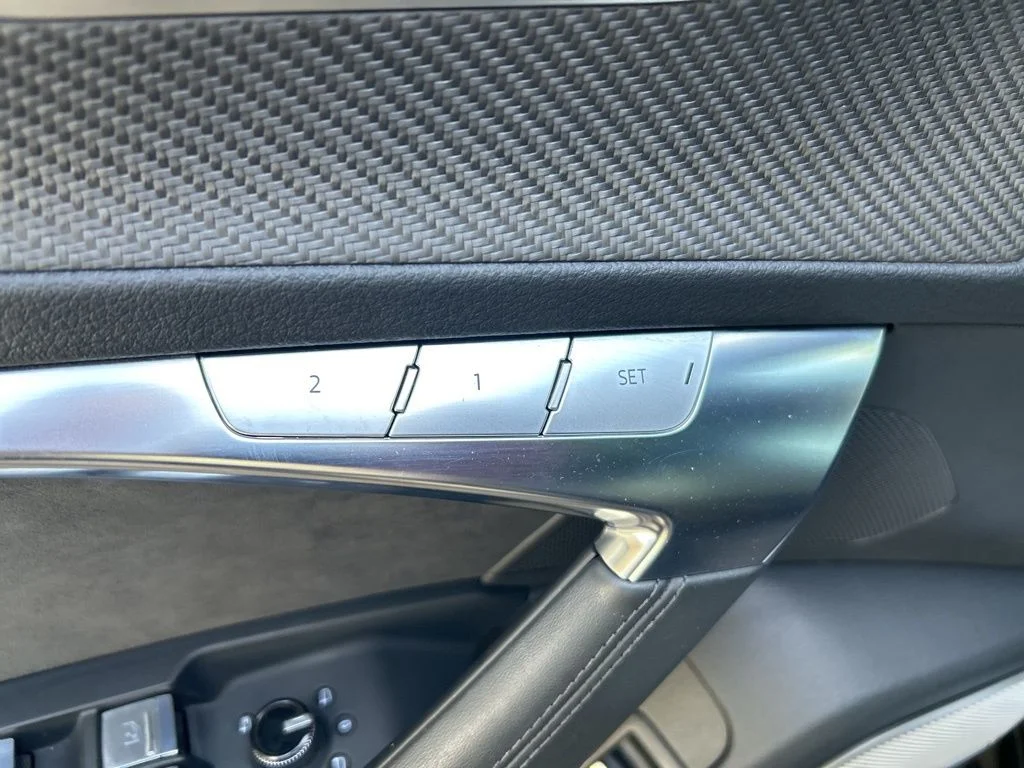Used 2022 Black Audi Avant image 51