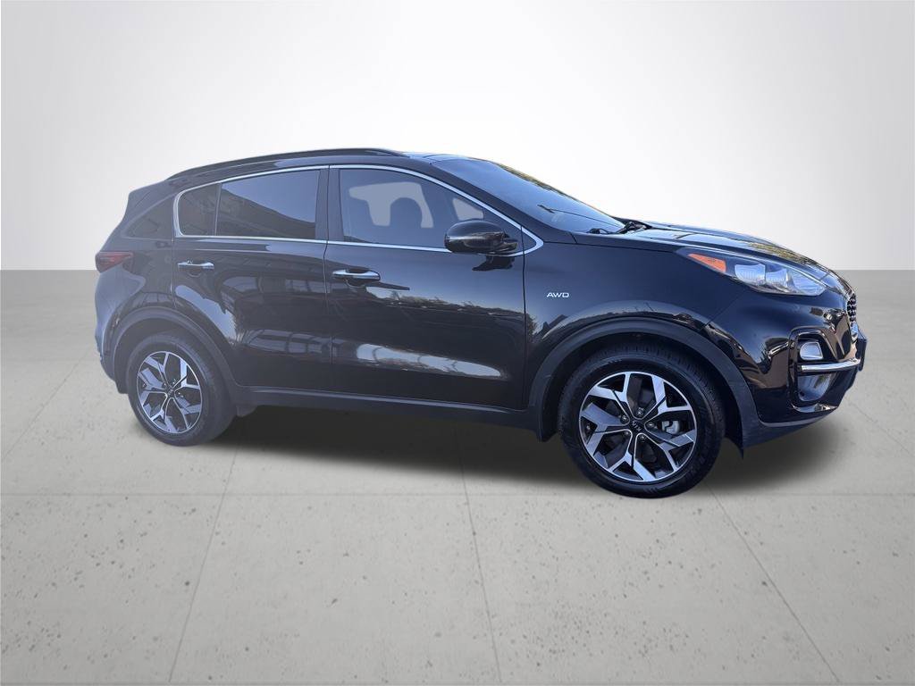 Used 2022 Black Cherry Kia EX image 5