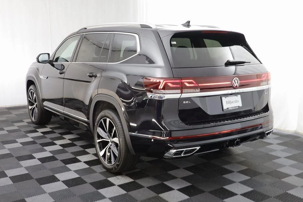 2026 Volkswagen Atlas SEL Premium R-Line - Photo 17