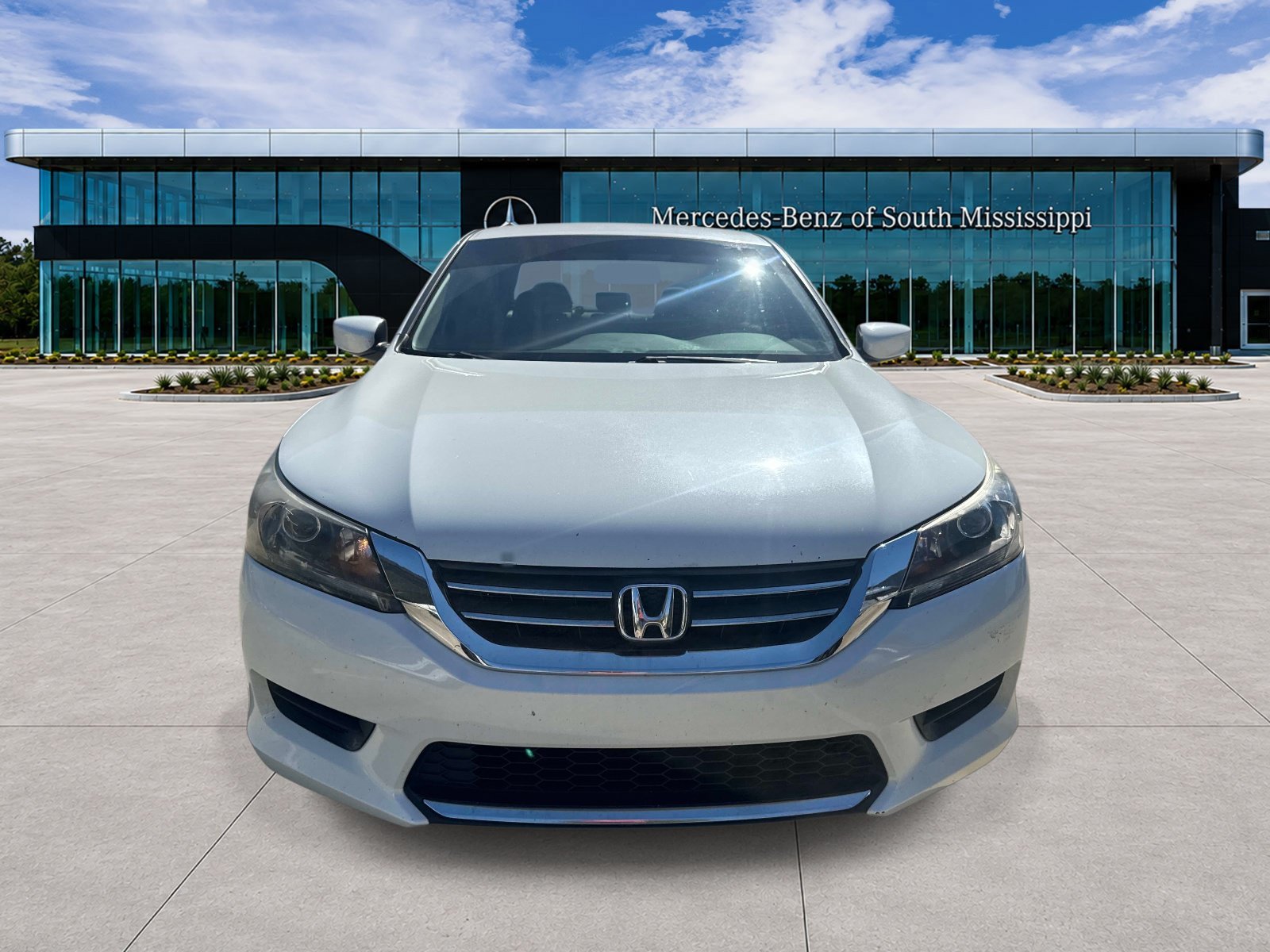 Used 2015 Honda Accord LX with VIN 1HGCR2F39FA123297 for sale in D'Iberville, MS