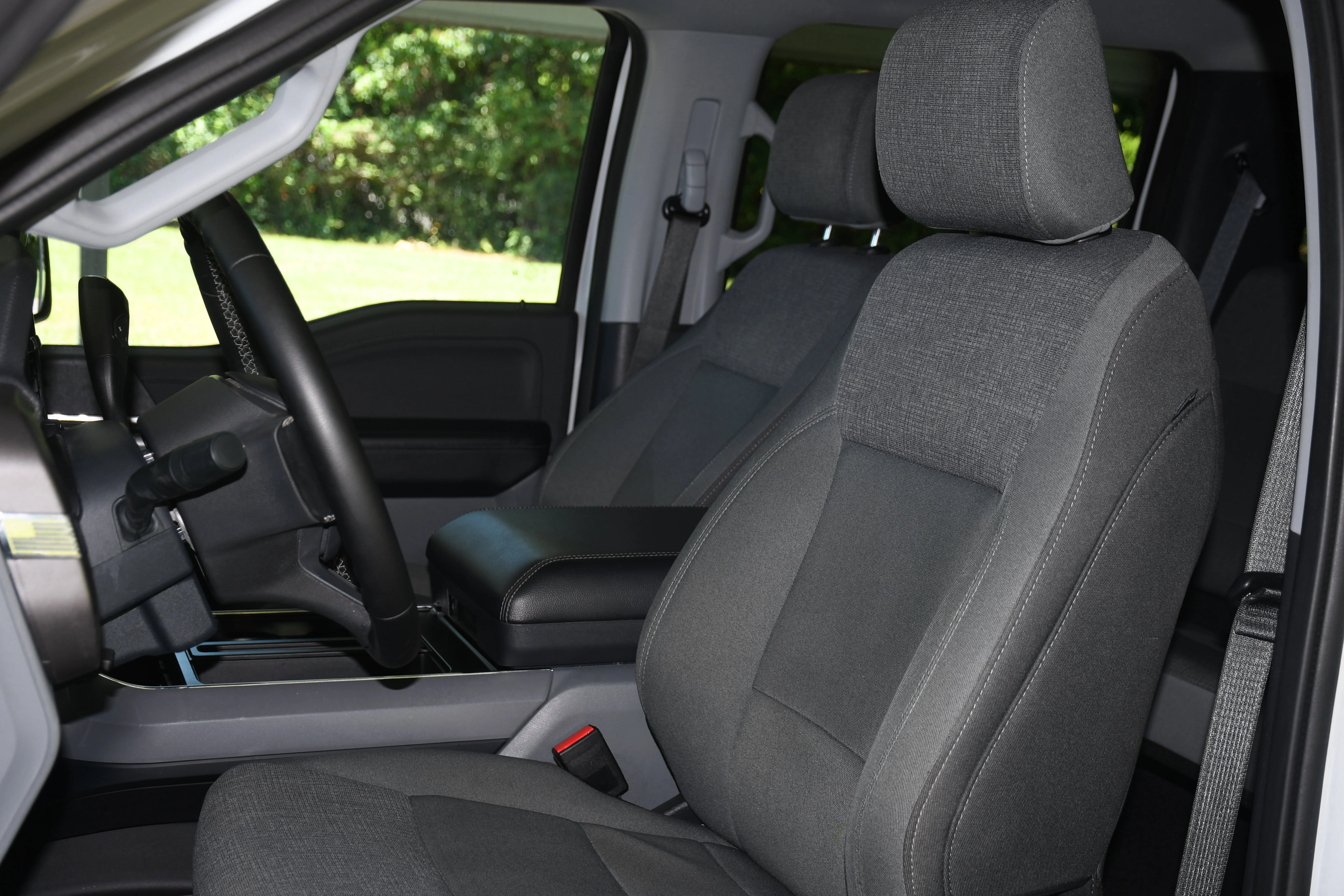 Used 2024 White Ford XLT image 10