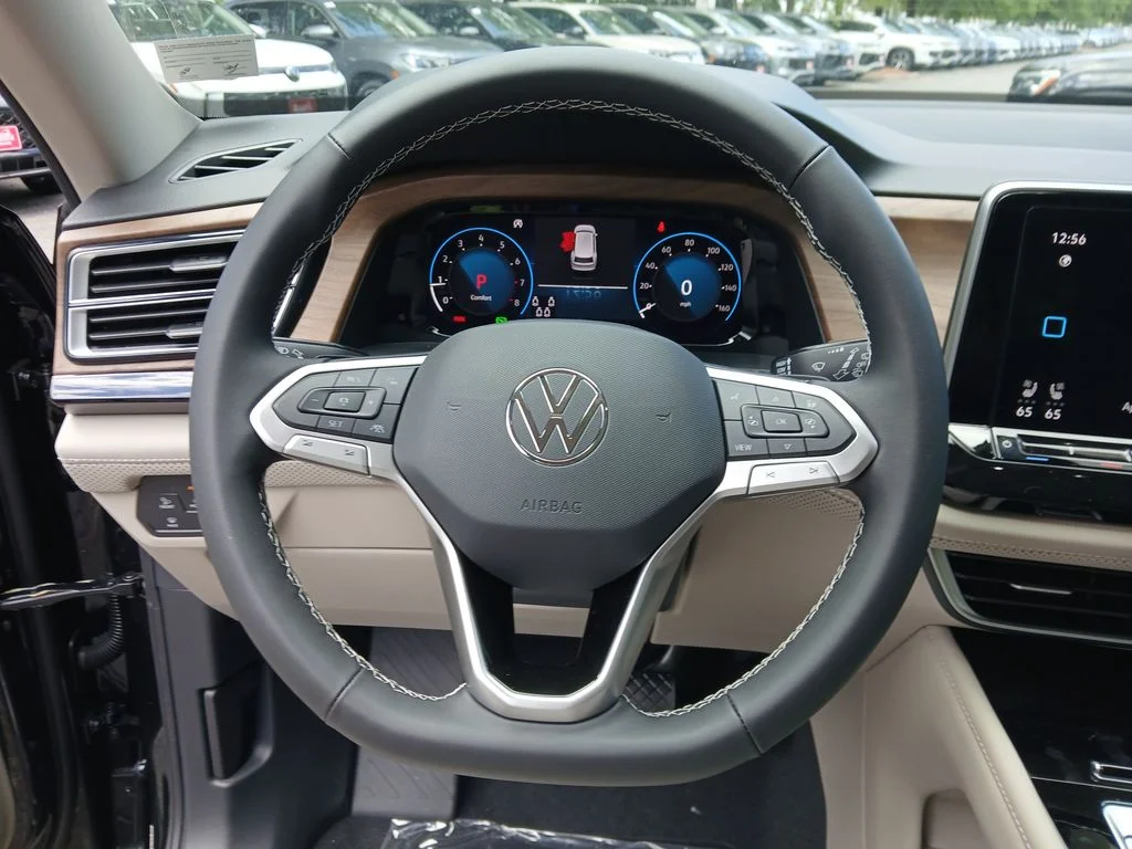 New 2026 Black Volkswagen 2.0T SE w/Technology image 14