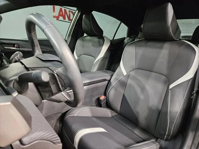 Certified Used 2025 PRECIOUS METAL Toyota  image 24
