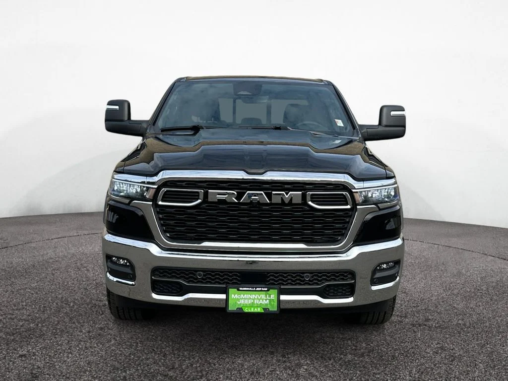 New 2026 Diamond Black Crystal Pearl-Coat Exterior Paint RAM Big Horn/Lone Star image 8