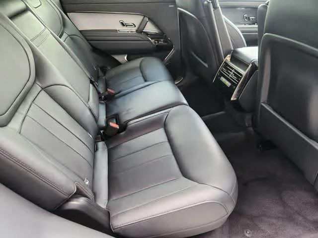 Used 2025 Varesine Blue Metallic Land Rover SE image 31