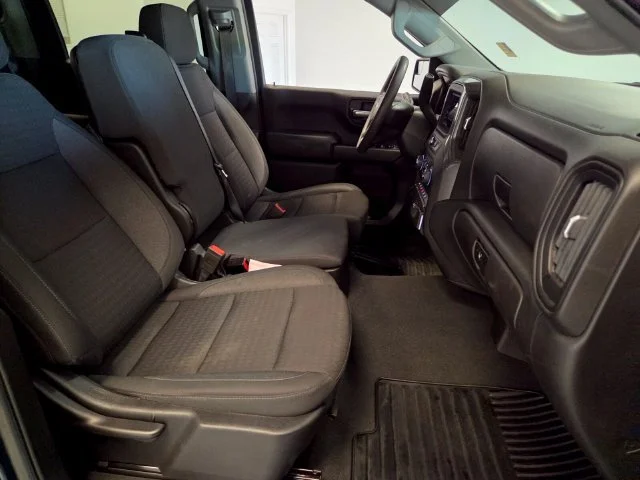 Used 2022 NORTHSKY BLUE METALLIC Chevrolet Custom image 17