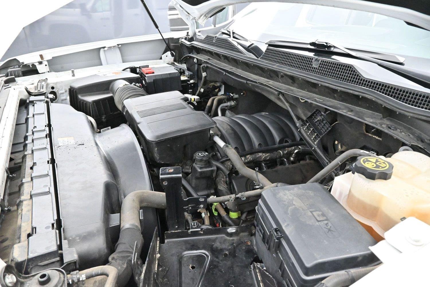 Used 2021 SUMMIT WHITE Chevrolet Work Truck image 31