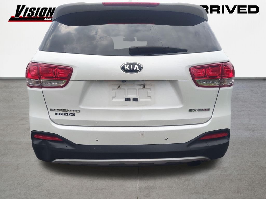 Used 2016 White Kia EX image 4