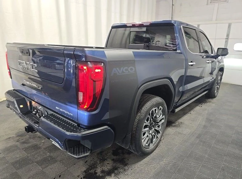 Used 2023 GMC Sierra 1500 Denali Ultimate with VIN 1GTUUHE81PZ246984 for sale in Kansas City