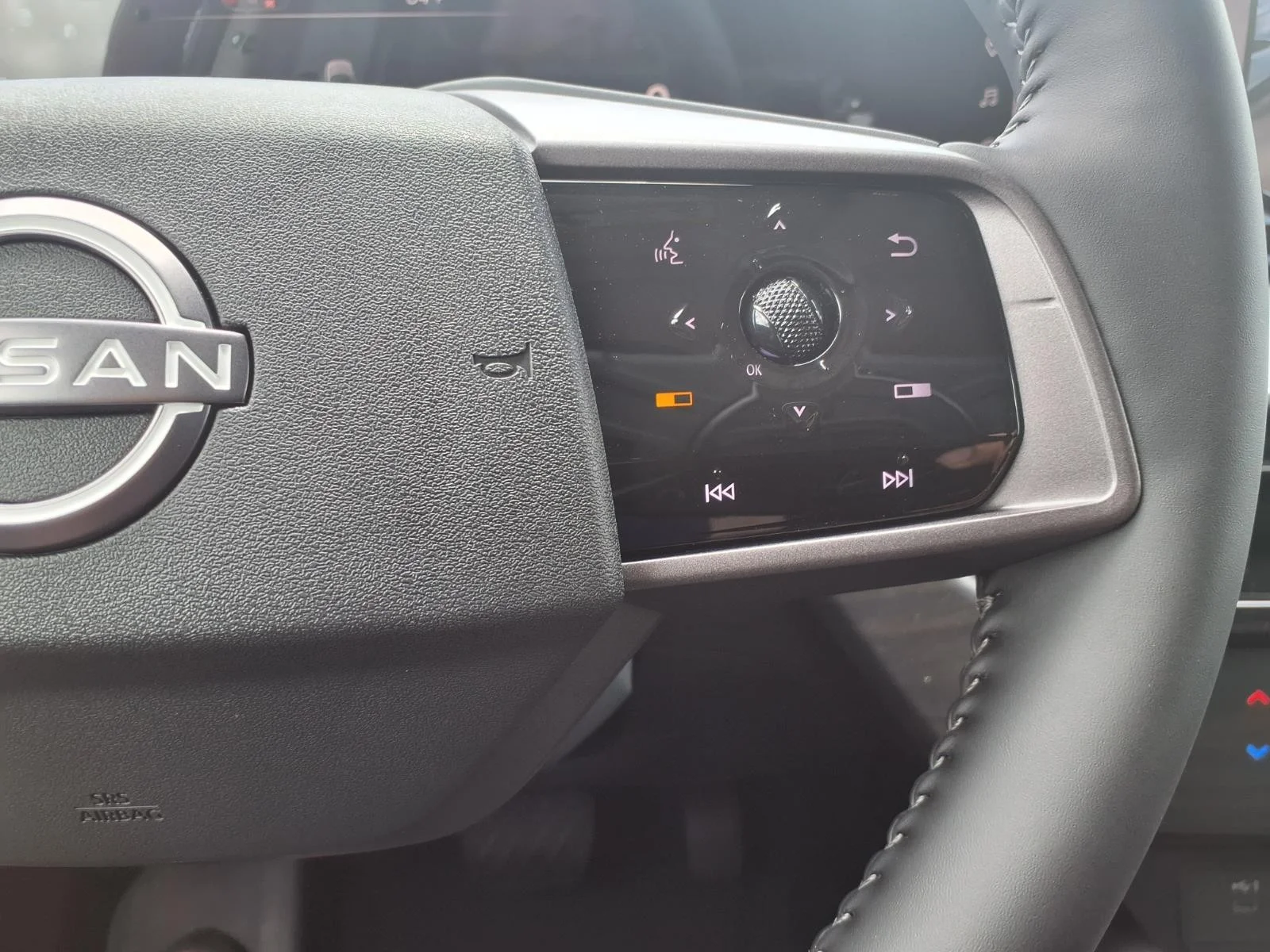 2026 Nissan Murano Platinum White at Robbins Nissan