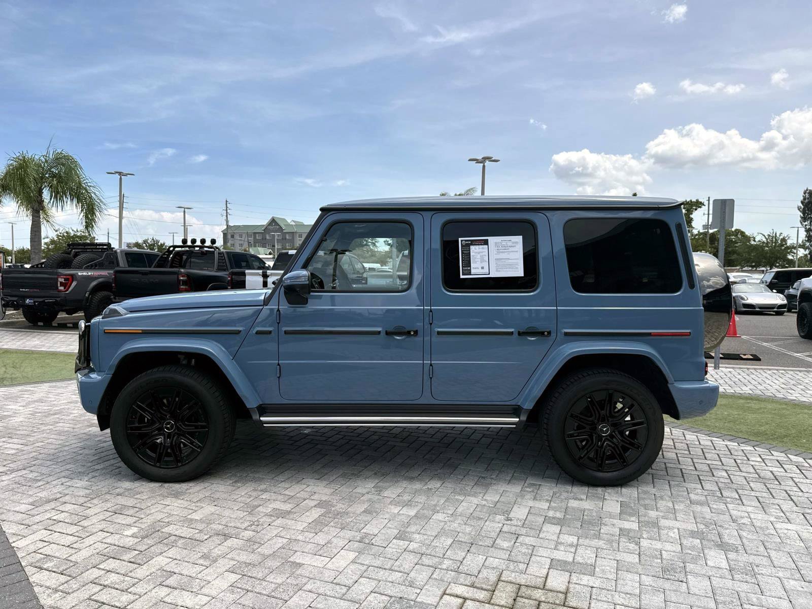 Certified Used 2026 MANUFAKTUR Signature China Blue Mercedes-Benz G 550 image 3