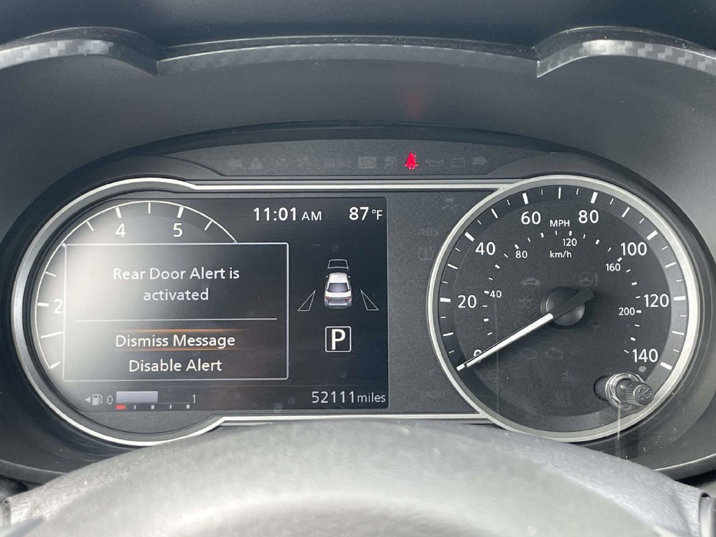 Used 2024 Silver Nissan 1.6 SR image 21