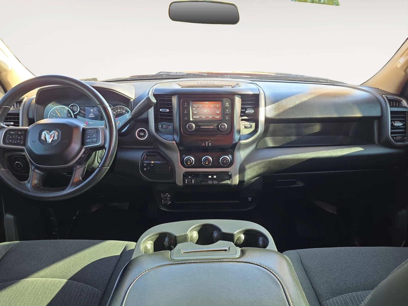 Used 2019 Delmonico Red Pearlcoat Ram Tradesman image 15
