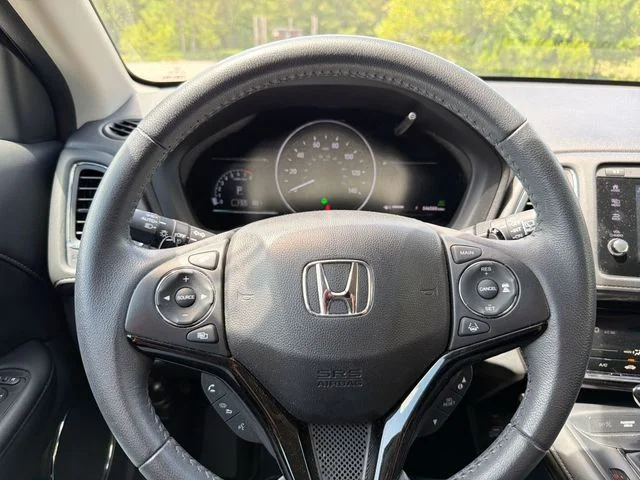 Used 2022  Honda EX-L image 17