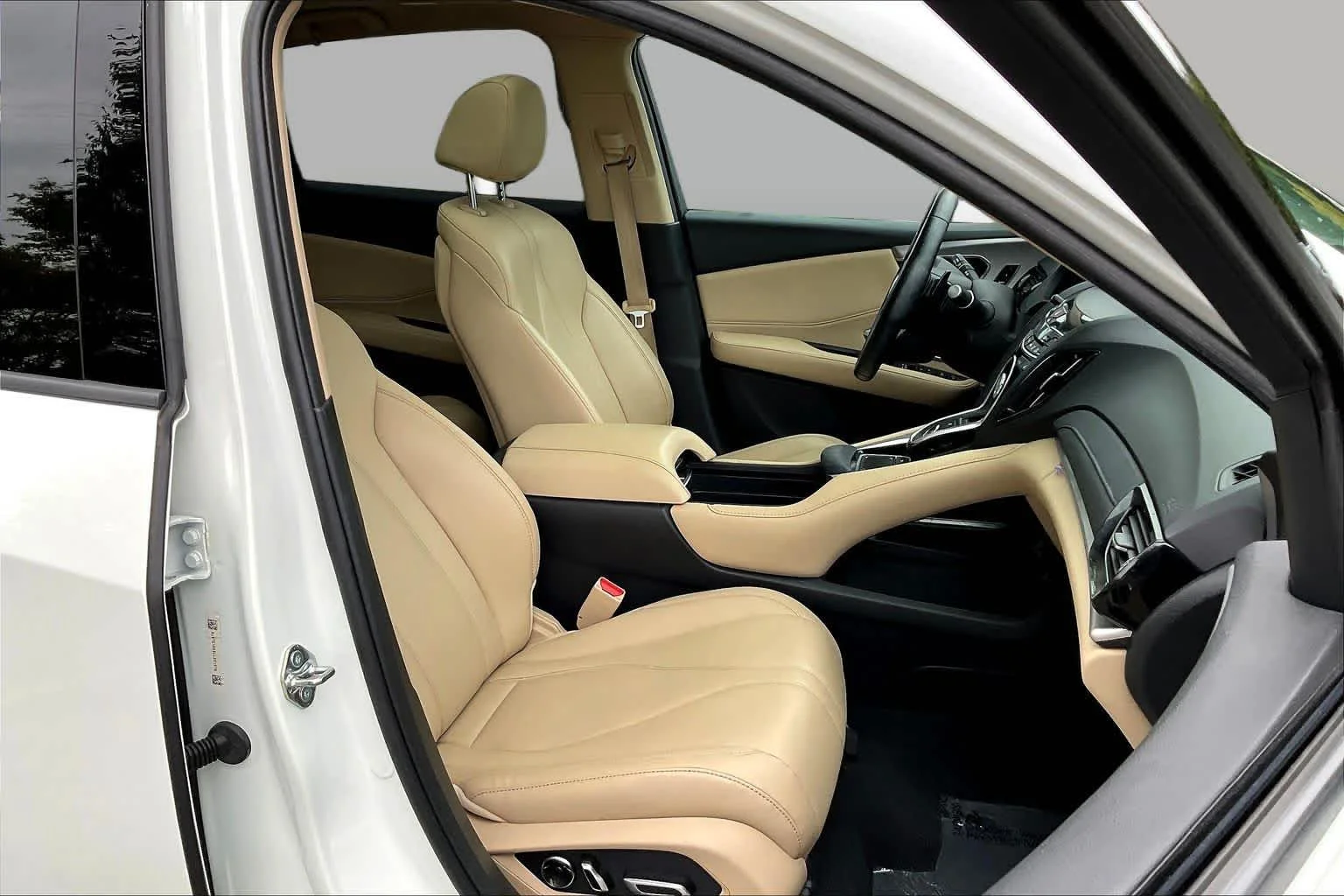 Used 2020 Platinum White Pearl Acura  image 9